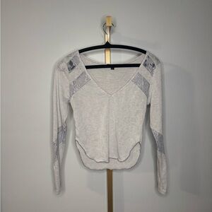 Light Puple V-Neck Lace Detail Crop Top